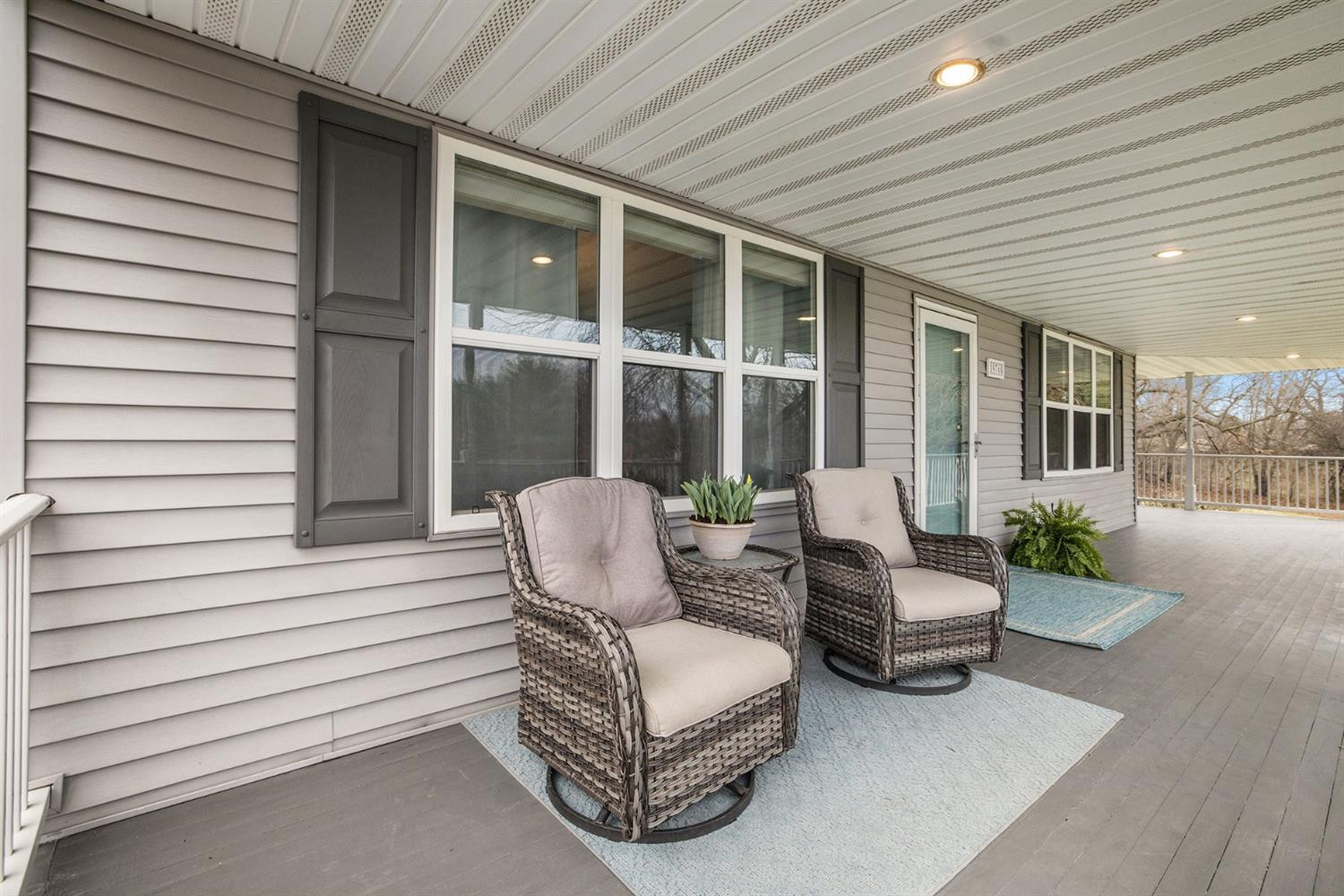 19760 Ivey Road Chelsea, MI 48118 - Photo 3 of 51 Photo 3