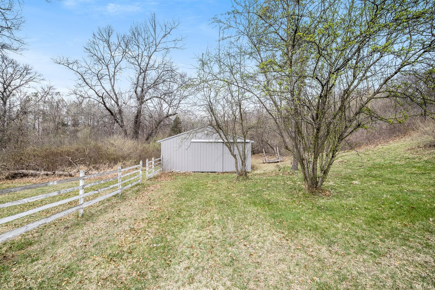 19760 Ivey Road Chelsea, MI 48118 - Photo 37 of 51 Photo 37
