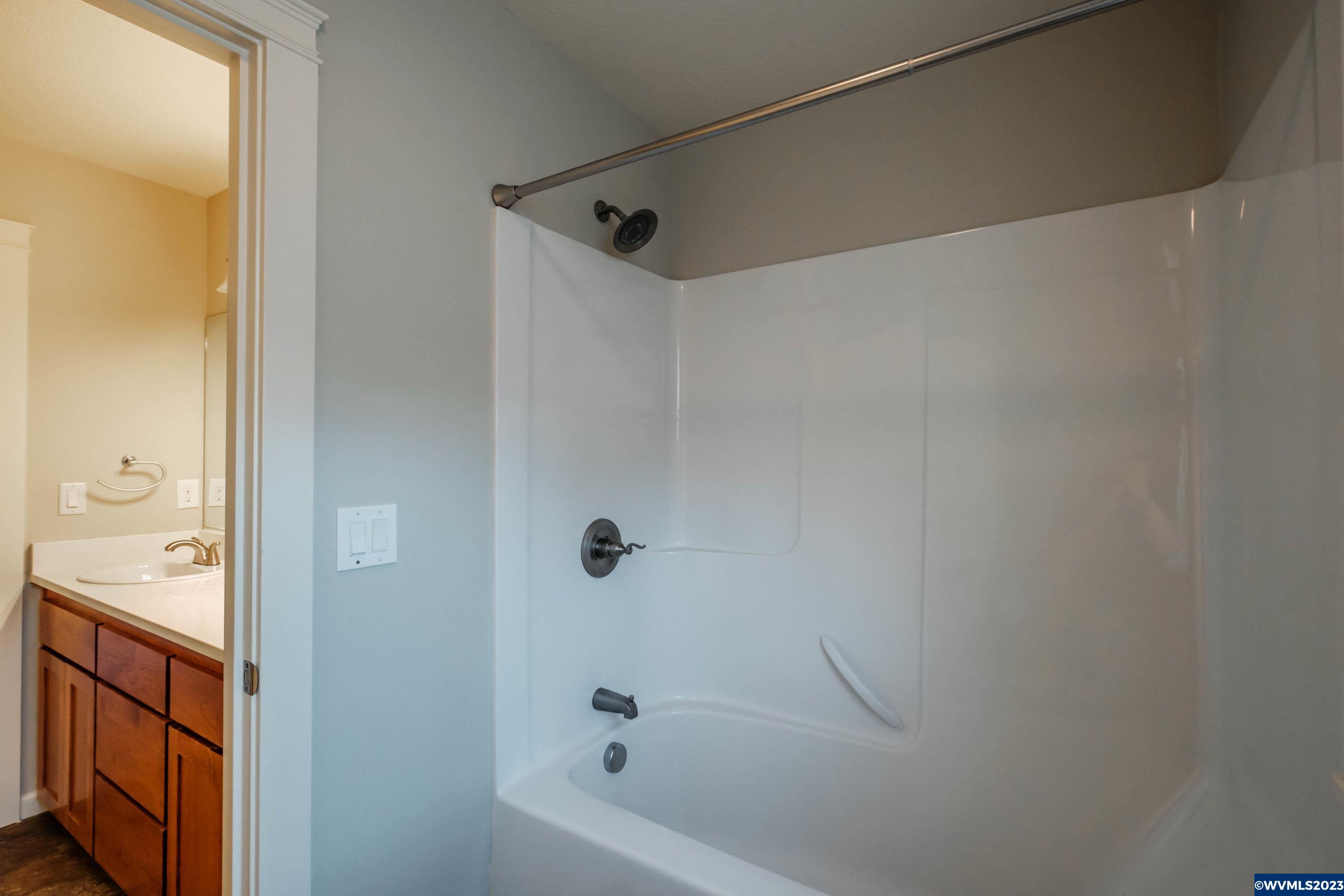 1470 Boone Road Southeast Salem, OR 97306 - Photo 25 of 40 Gallery Image 25