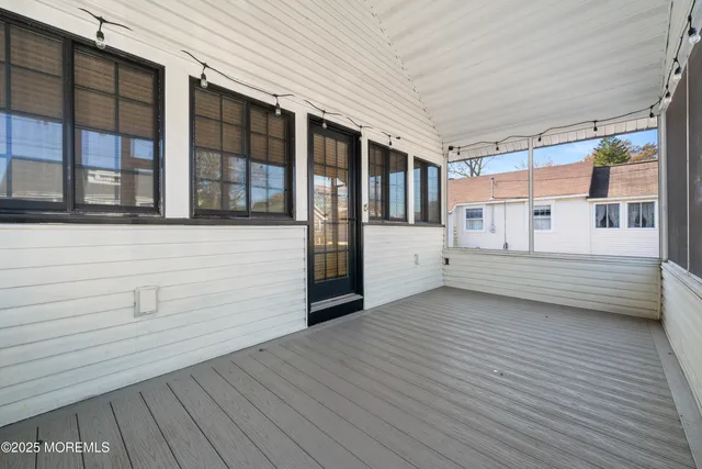 $379,000 | 142 East Lakewood Avenue, Ocean Gate, NJ 08740