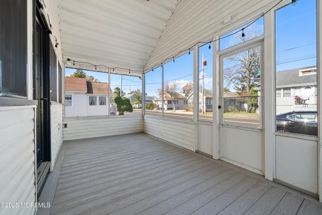 $379,000 | 142 East Lakewood Avenue, Ocean Gate, NJ 08740