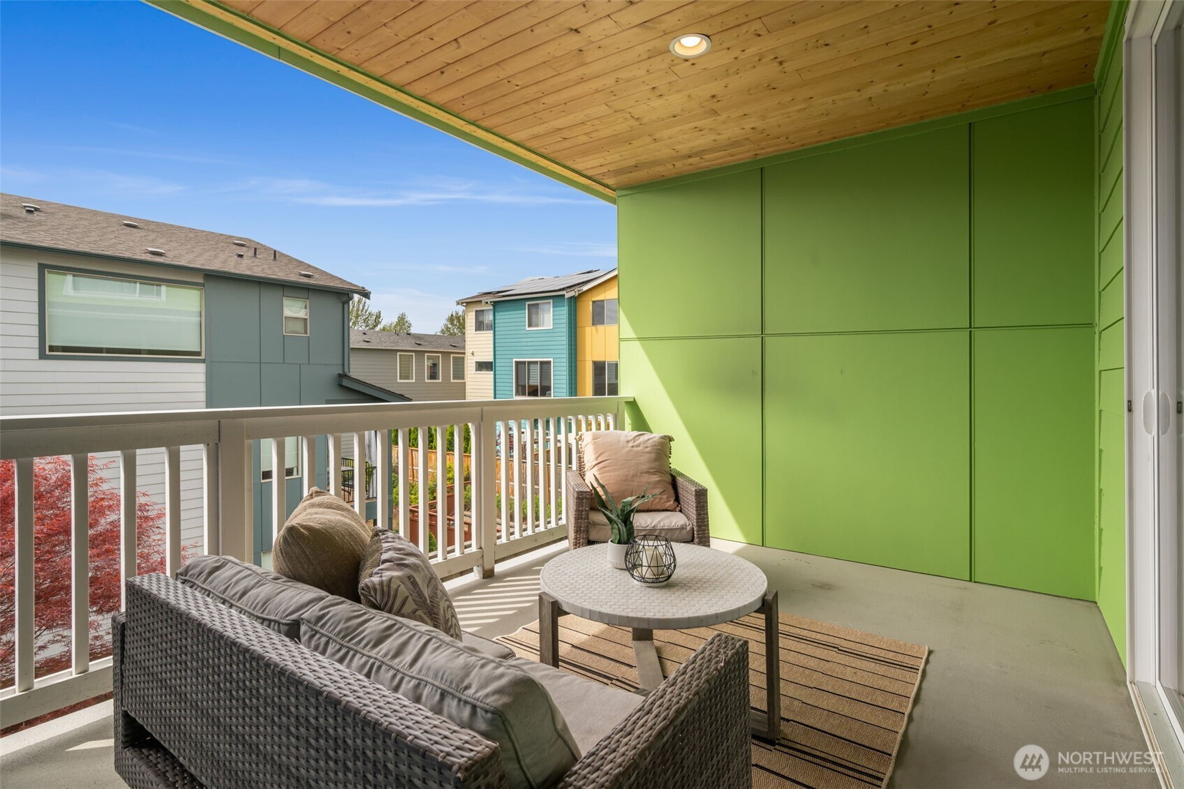 9725 10th Place Southwest Seattle, WA 98106 - Photo 19 of 40
