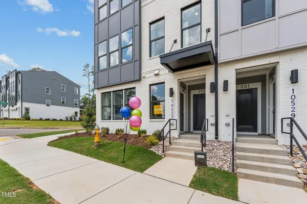 $405,000 | 10553 Pleasant Br Drive, Unit 101, Raleigh, NC 27614