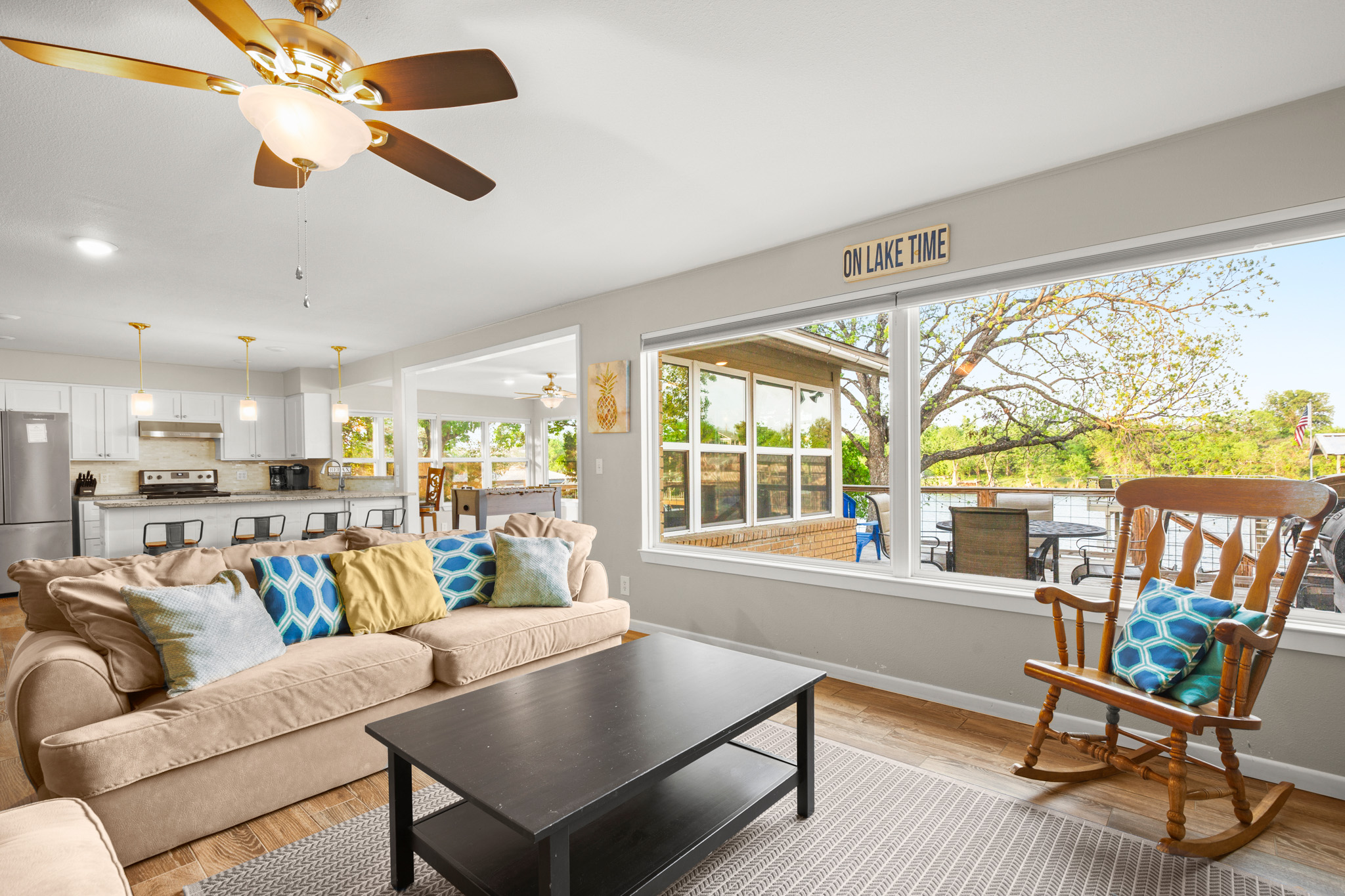 508 Riverside Drive Kingsland, TX 78639 - Photo 16 of 39 a living room with furniture and a large window