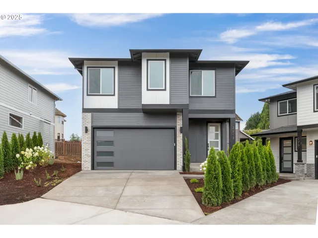 $649,900 | 2263 Southwest Phyllis Place, Gresham, OR 97080