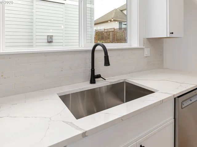 $649,900 | 2263 Southwest Phyllis Place, Gresham, OR 97080