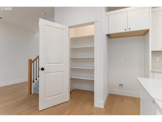 $649,900 | 2263 Southwest Phyllis Place, Gresham, OR 97080