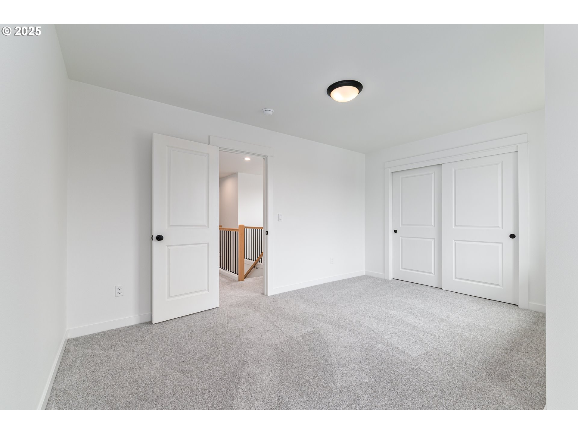 2263 Southwest Phyllis Place Gresham, OR 97080 - Photo 26 of 34 a view of an empty room