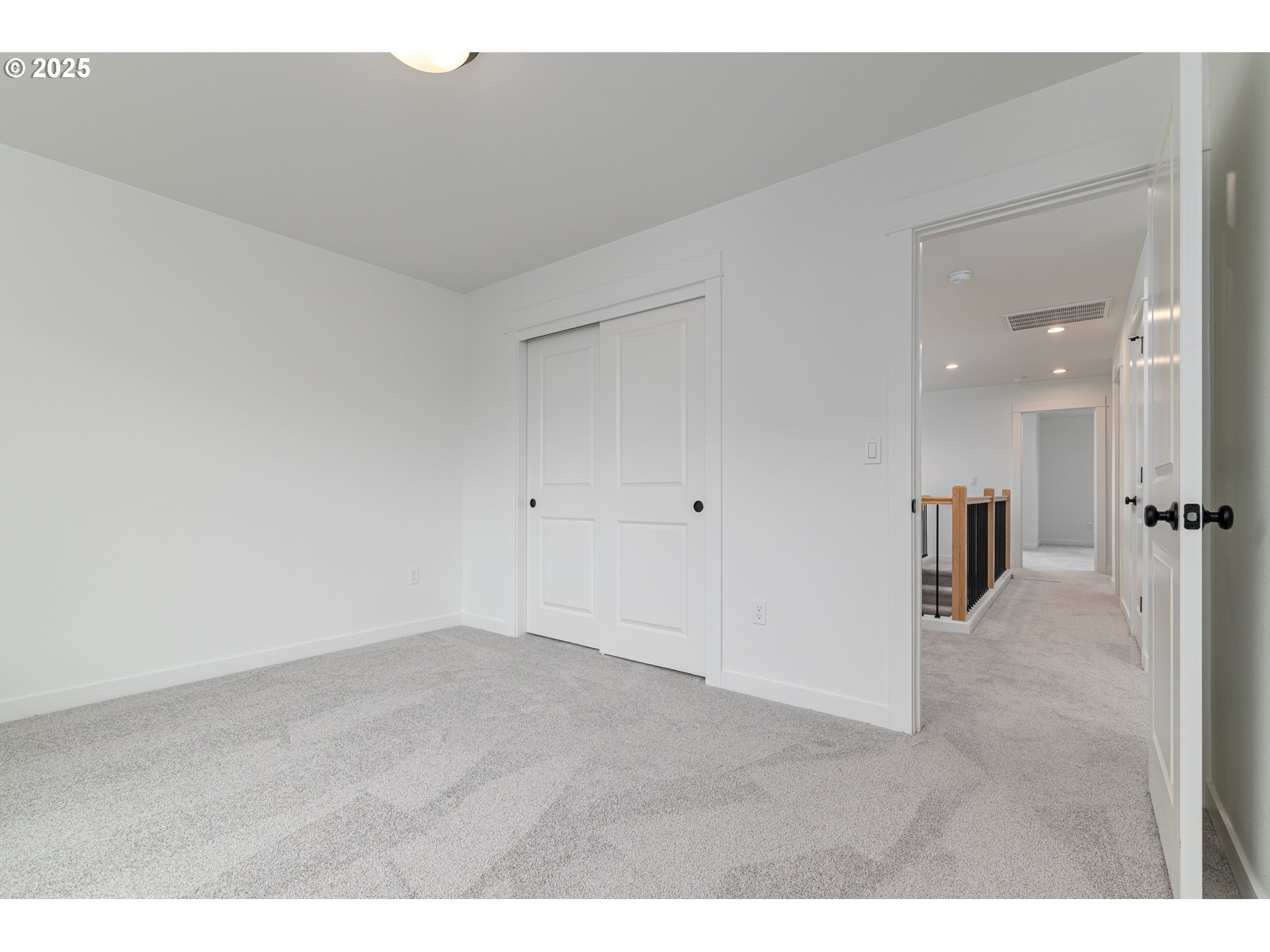 2263 Southwest Phyllis Place Gresham, OR 97080 - Photo 29 of 34 a view of a big room with wooden floor