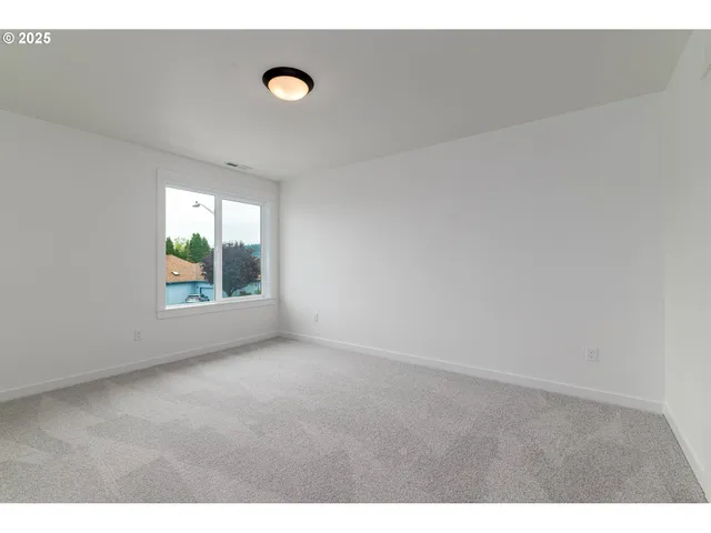 $649,900 | 2263 Southwest Phyllis Place, Gresham, OR 97080