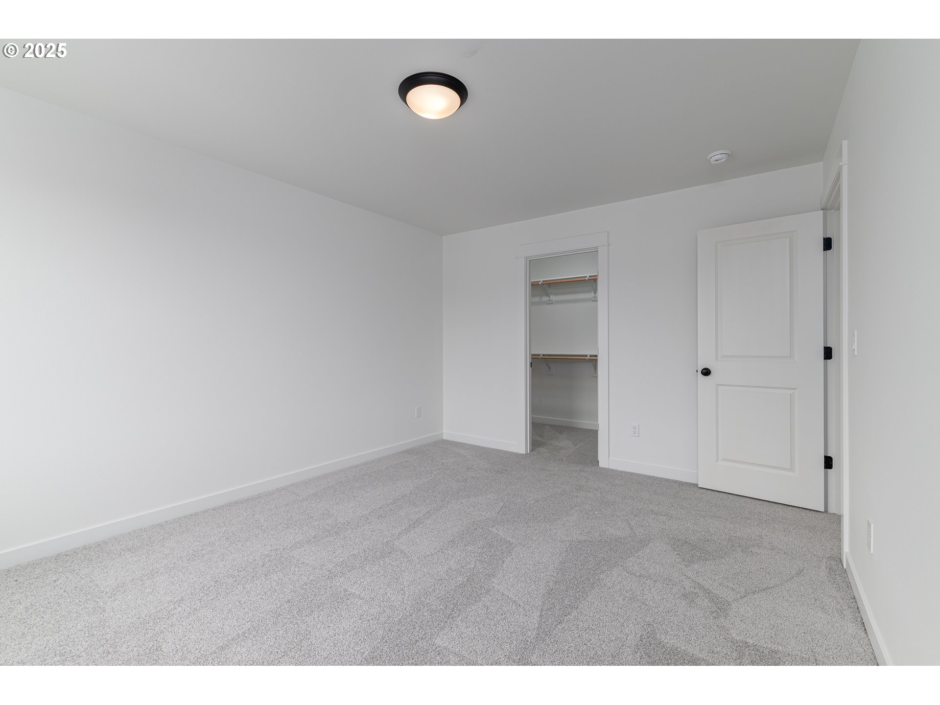 2263 Southwest Phyllis Place Gresham, OR 97080 - Photo 31 of 34 a view of an empty room with a window