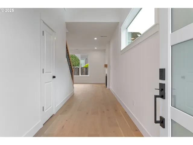 $649,900 | 2263 Southwest Phyllis Place, Gresham, OR 97080