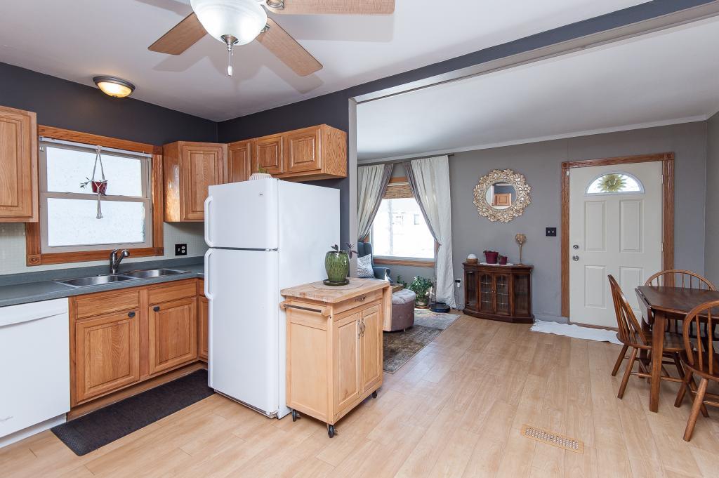 414 15th Avenue Northeast Rochester, MN 55906 - Photo 6 of 21