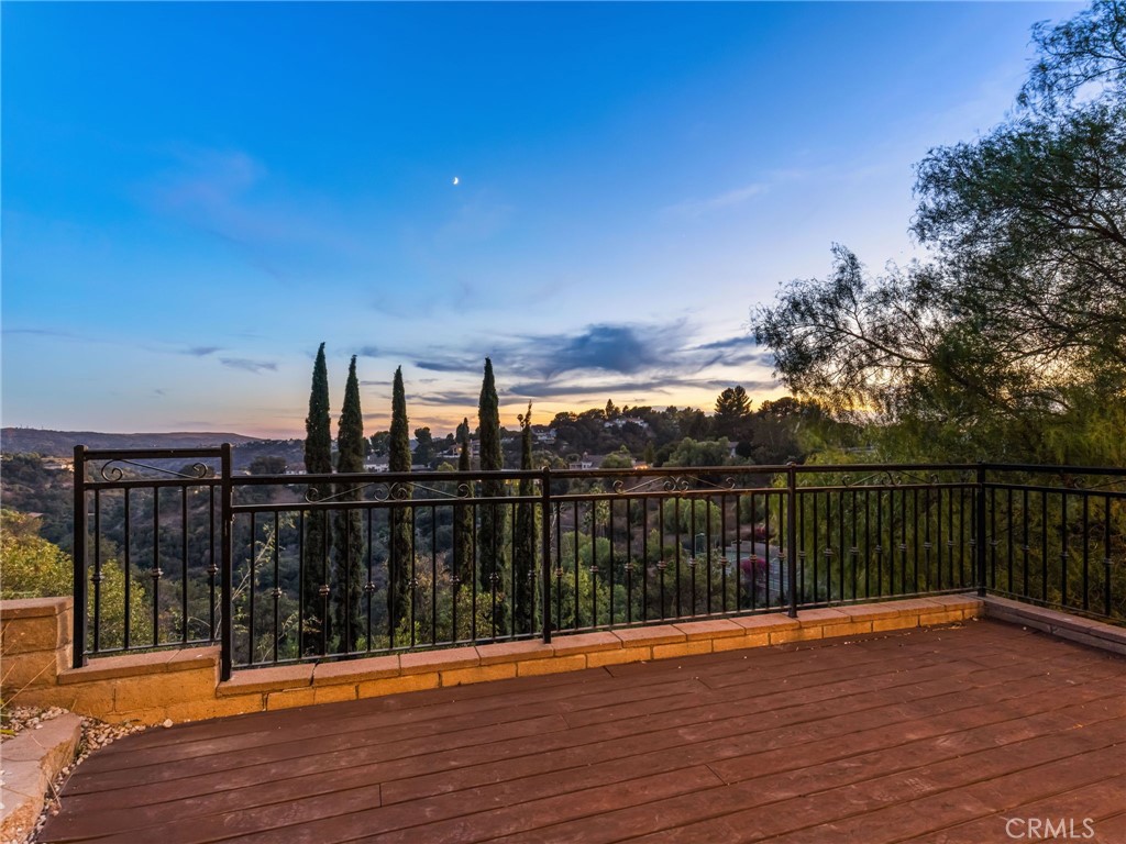 23600 Ridge Line Road Diamond Bar, CA 91765 - Photo 11 of 44 Gallery Image 11