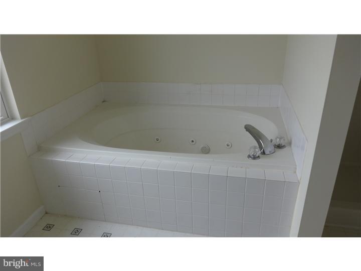 216 Bainbridge Circle Sinking Spring, PA 19608 - Photo 11 of 16