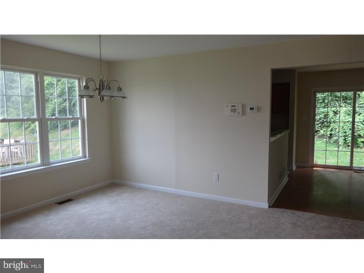 216 Bainbridge Circle Sinking Spring, PA 19608 - Photo 4 of 16