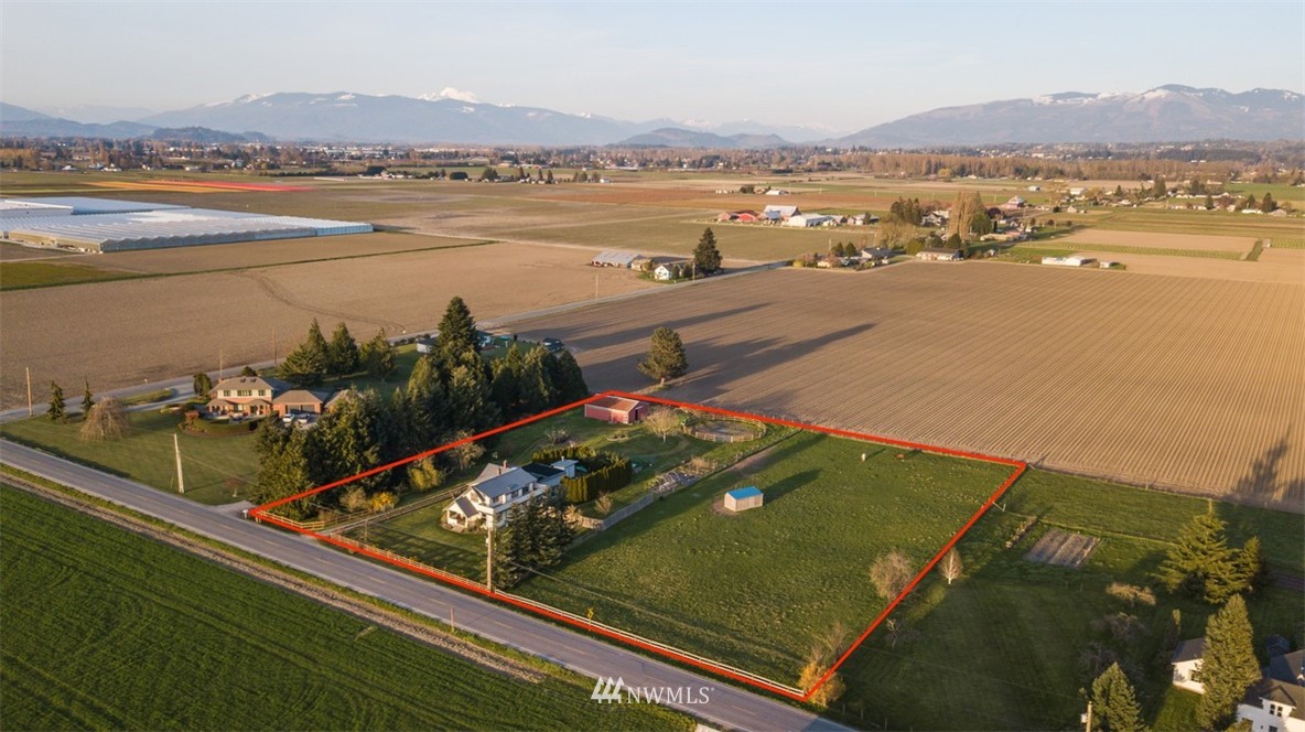 16573 Beaver Marsh Road Mount Vernon, WA 98273 - Photo 2 of 30 a view of an ocean from a building