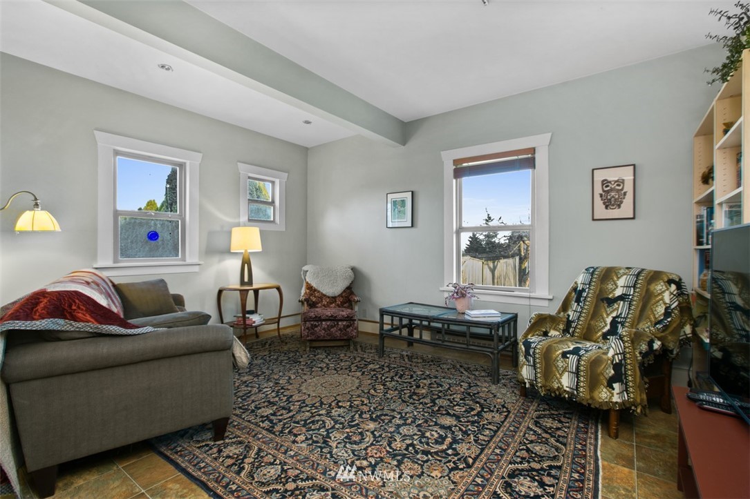 16573 Beaver Marsh Road Mount Vernon, WA 98273 - Photo 16 of 30 a living room with furniture and wooden floor