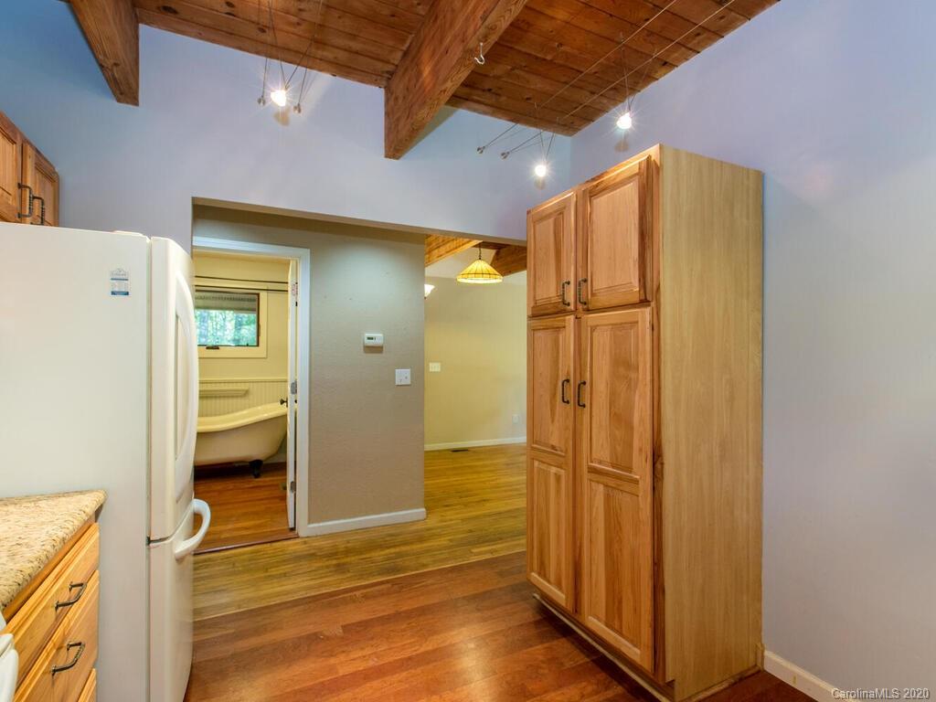 41 Sunkist Road Brevard, NC 28712 - Photo 13 of 35 Gallery Image 13