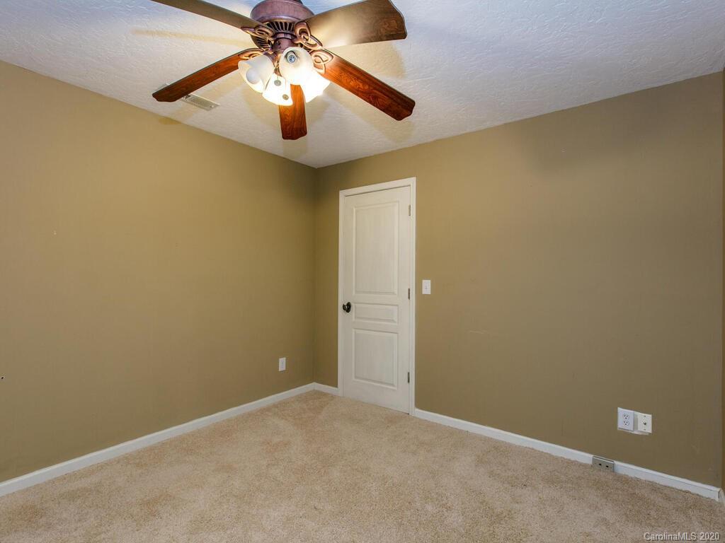 41 Sunkist Road Brevard, NC 28712 - Photo 26 of 35 Gallery Image 26