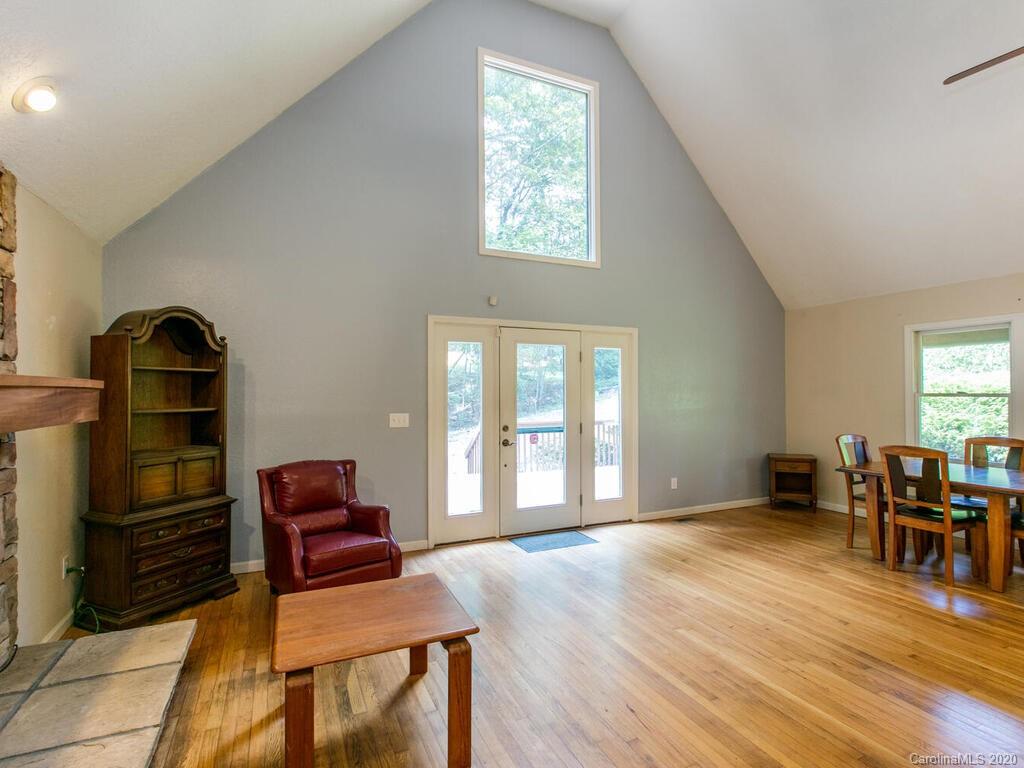 41 Sunkist Road Brevard, NC 28712 - Photo 4 of 35 Gallery Image 4