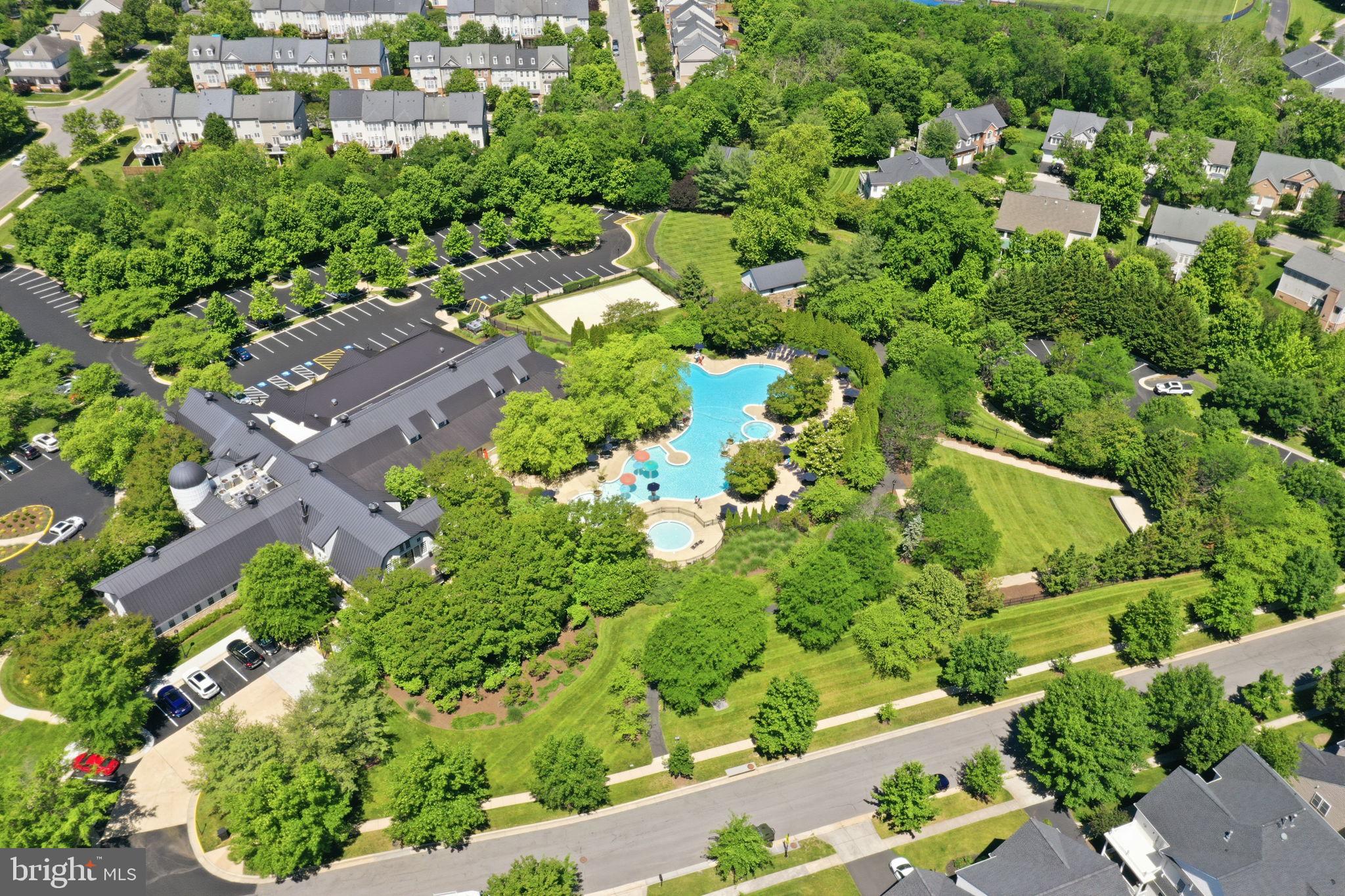 18856 Ridgeback Court Leesburg, VA 20176 - Photo 19 of 29 Potomac Club community center