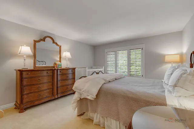 $2,700,000 | 1090 Evergreen Drive, Lake Forest, IL 60045