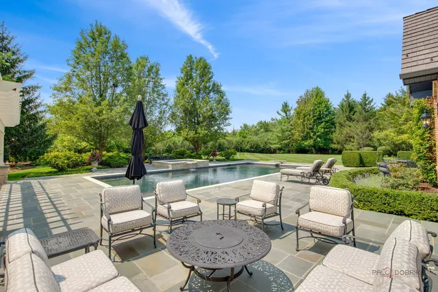 $2,700,000 | 1090 Evergreen Drive, Lake Forest, IL 60045