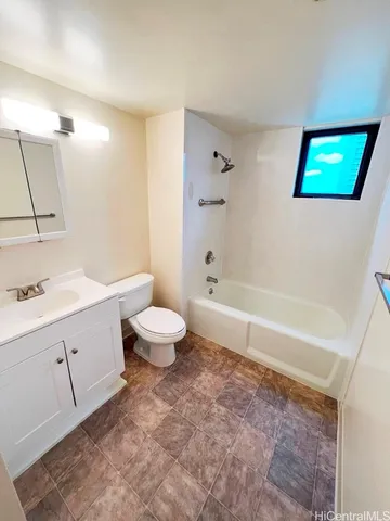 $2,700 | 990 Ala Nanala Street, Unit 9A, Honolulu, HI 96818