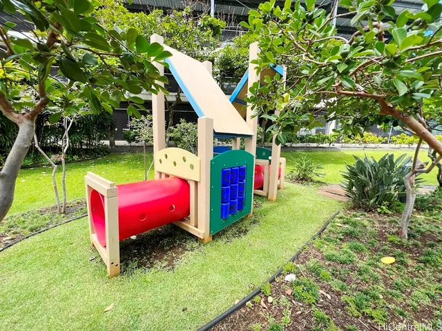 $2,700 | 990 Ala Nanala Street, Unit 9A, Honolulu, HI 96818