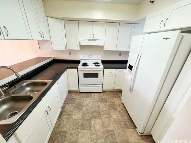 $2,700 | 990 Ala Nanala Street, Unit 9A, Honolulu, HI 96818