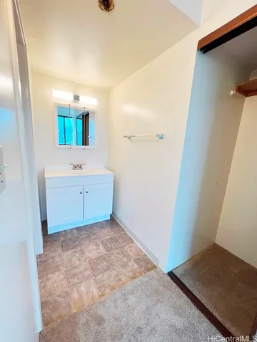 $2,700 | 990 Ala Nanala Street, Unit 9A, Honolulu, HI 96818