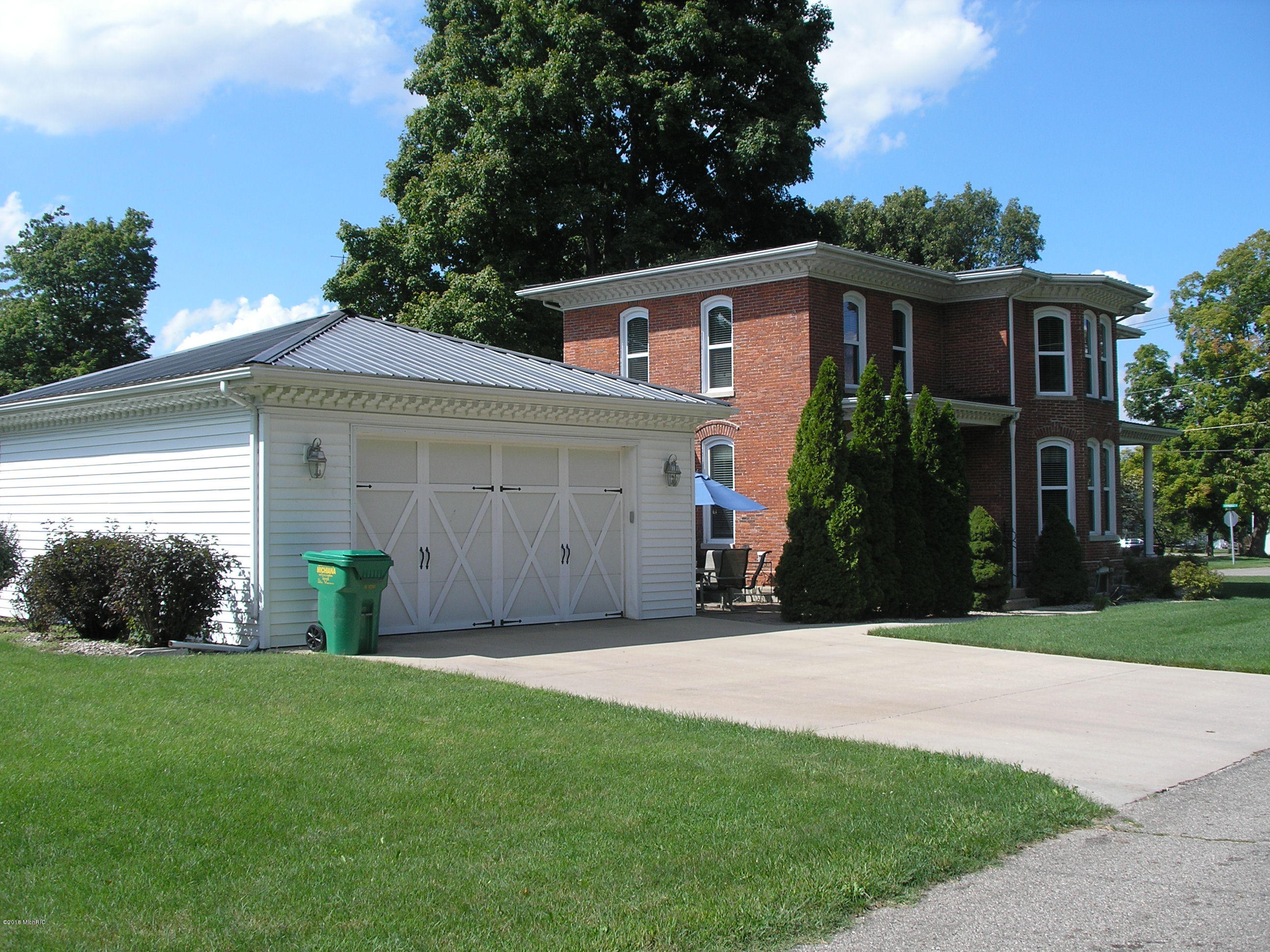 480 Centreville Road Constantine, MI 49042 - Photo 5 of 53 480 Centreville Rd 001