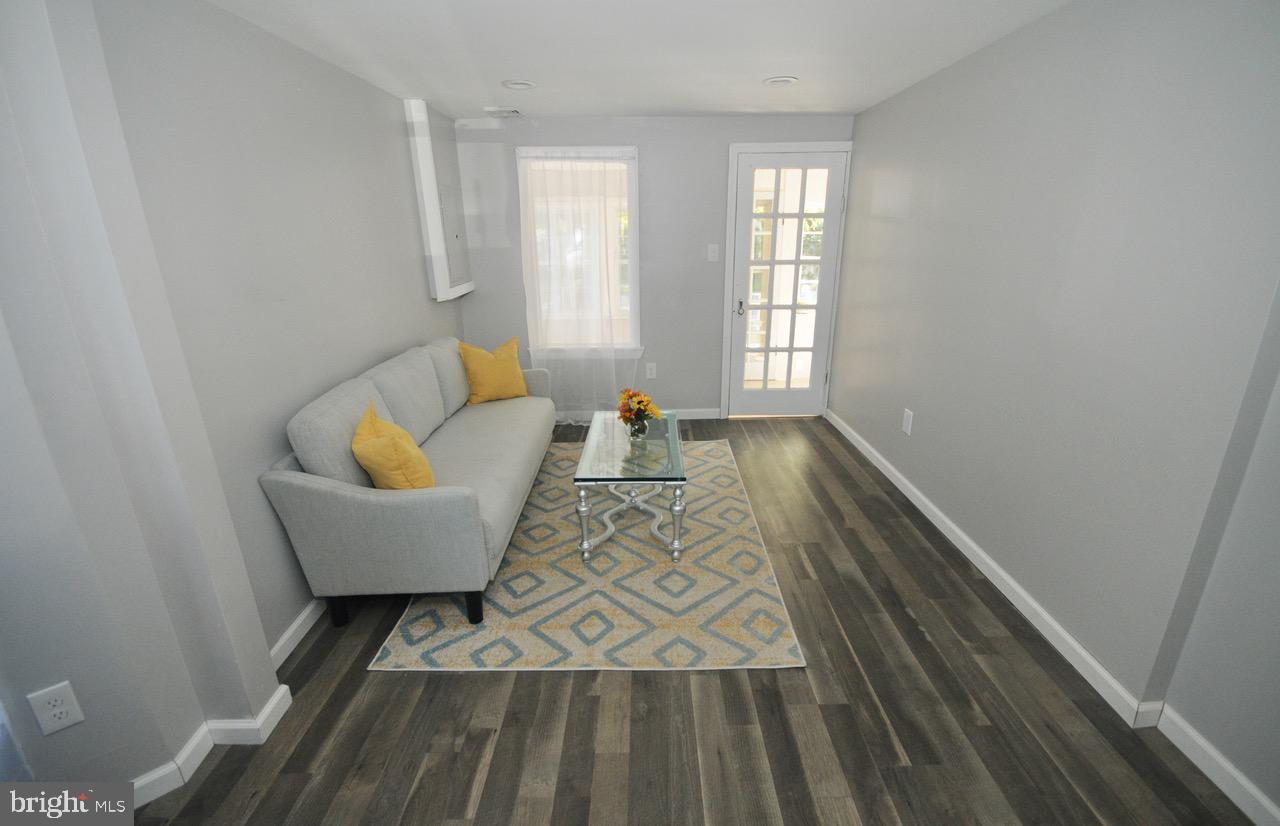 2510 Good Intent Road Woodbury, NJ 08096 - Photo 11 of 20 Living Room