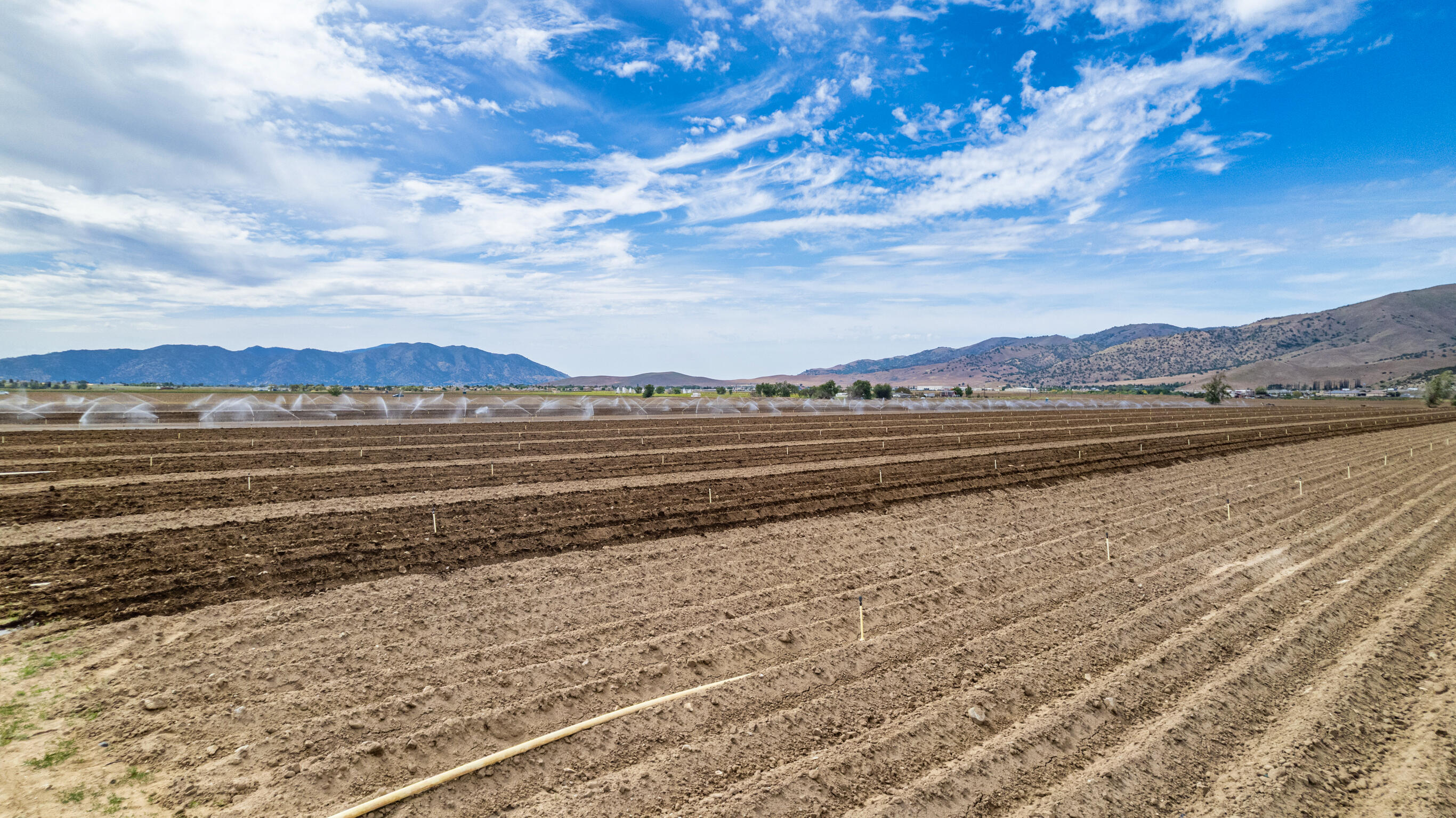 Highline Tehachapi, CA 93561 - Photo 9 of 14 a view of a sky view