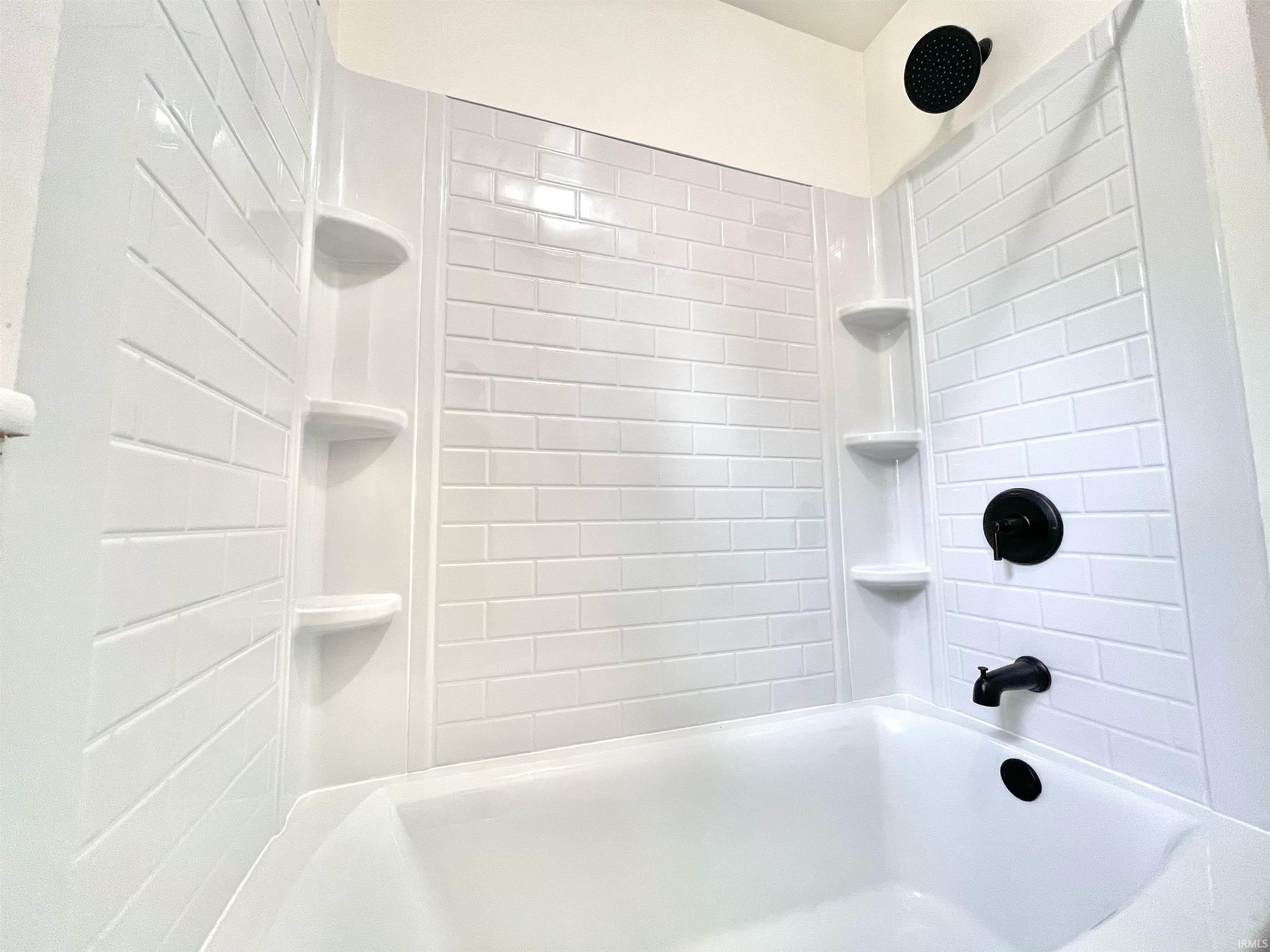 835 Columbia Avenue, Unit 2 Fort Wayne, IN 46805 - Photo 7 of 19