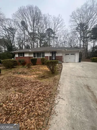 $2,040 | 2560 Wood Valley Drive, East Point, GA 30344
