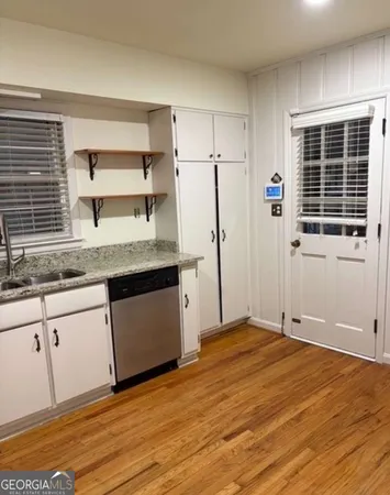$2,040 | 2560 Wood Valley Drive, East Point, GA 30344