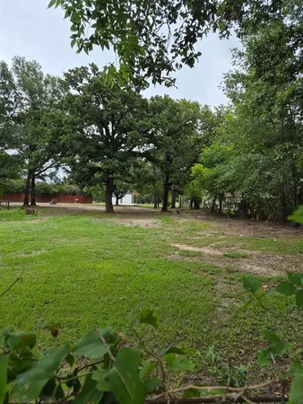 $26,000 | 812 Redoak Drive, West Tawakoni, TX 75474