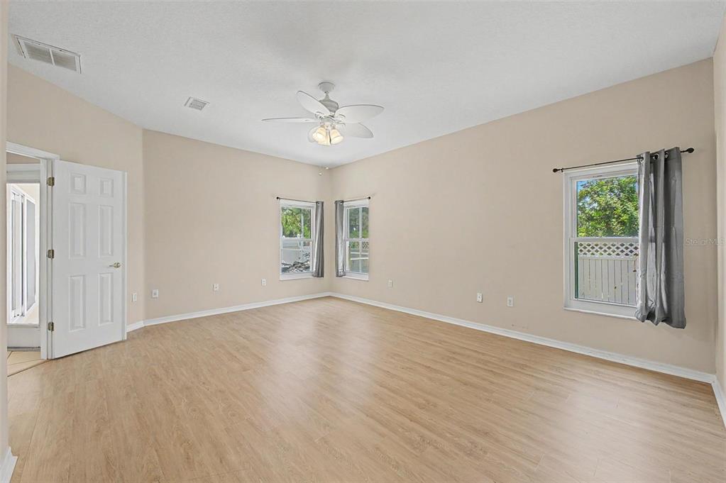 2811 Ravendale Lane Holiday, FL 34691 - Photo 19 of 37