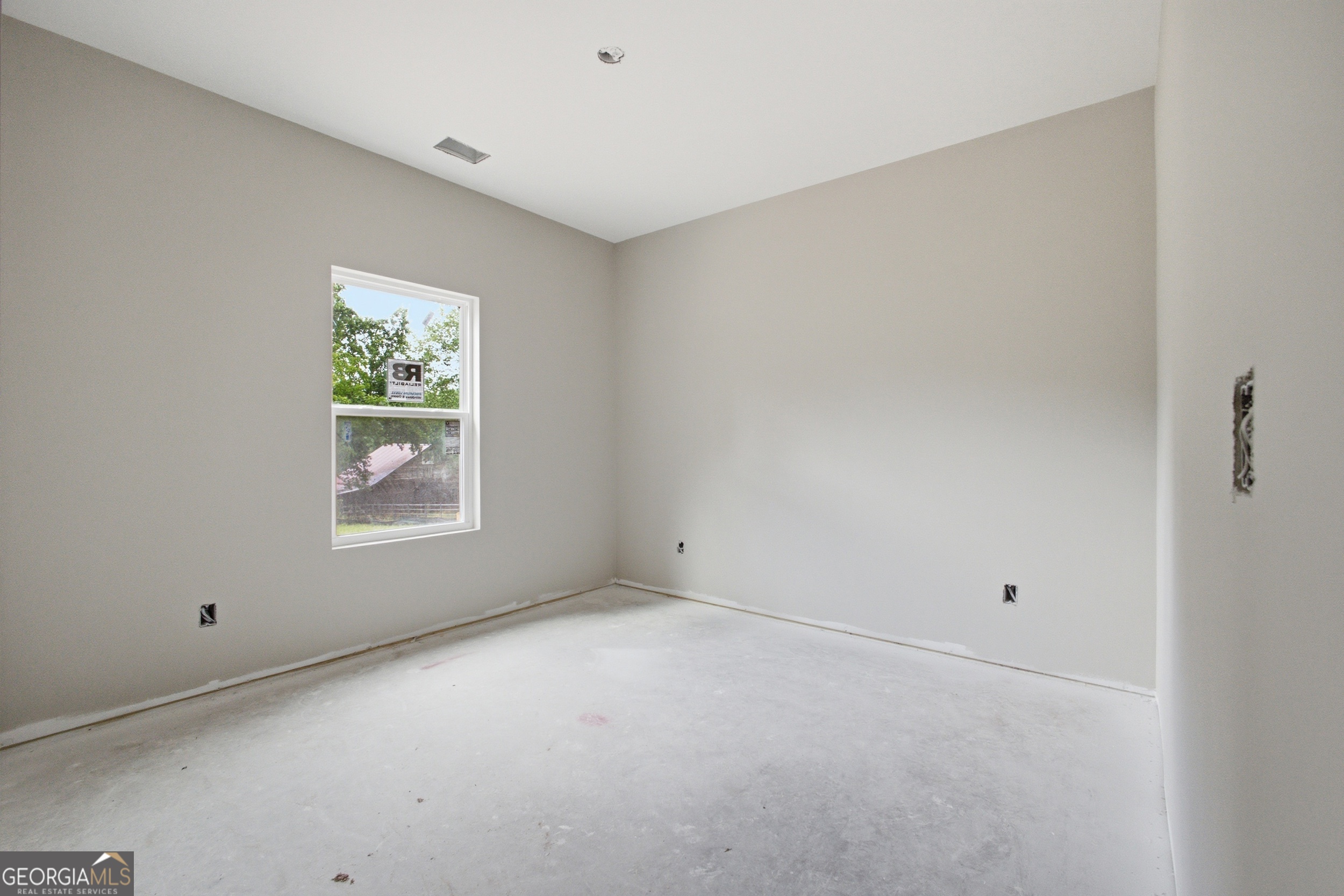 2967 State Highway Demorest, GA 30535 - Photo 9 of 17 a view of room and window