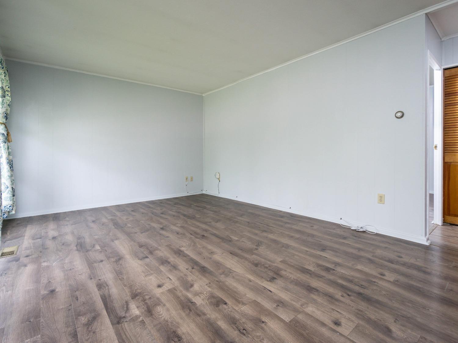 9606 Pippin Road Cincinnati, OH 45231 - Photo 6 of 26