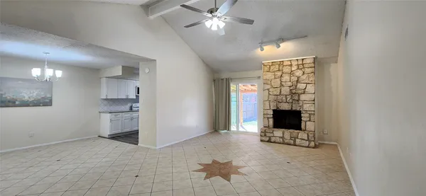 $1,575 | 404 Creek Cove, Unit B, Round Rock, TX 78664