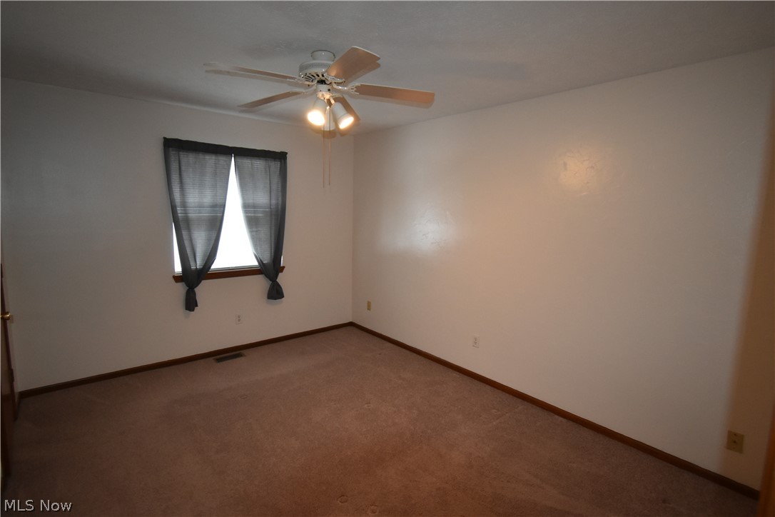 6433 Ridgeview Boulevard North Ridgeville, OH 44039 - Photo 21 of 35
