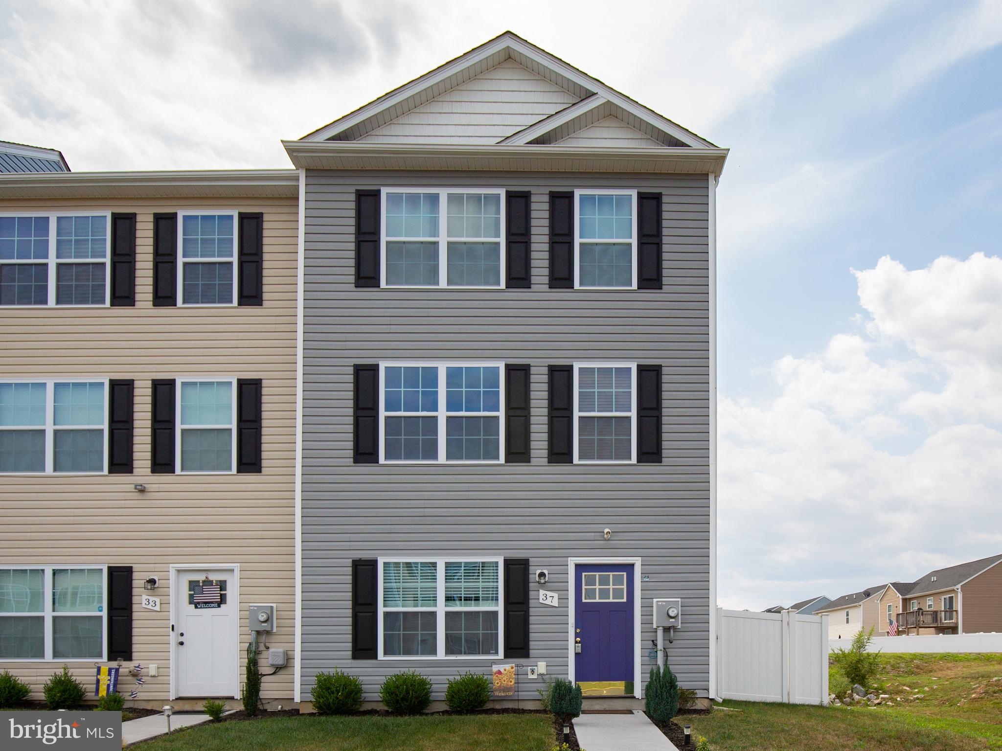 37 Knowledge Inwood, WV 25428 - Photo 1 of 31 Gallery Image 1