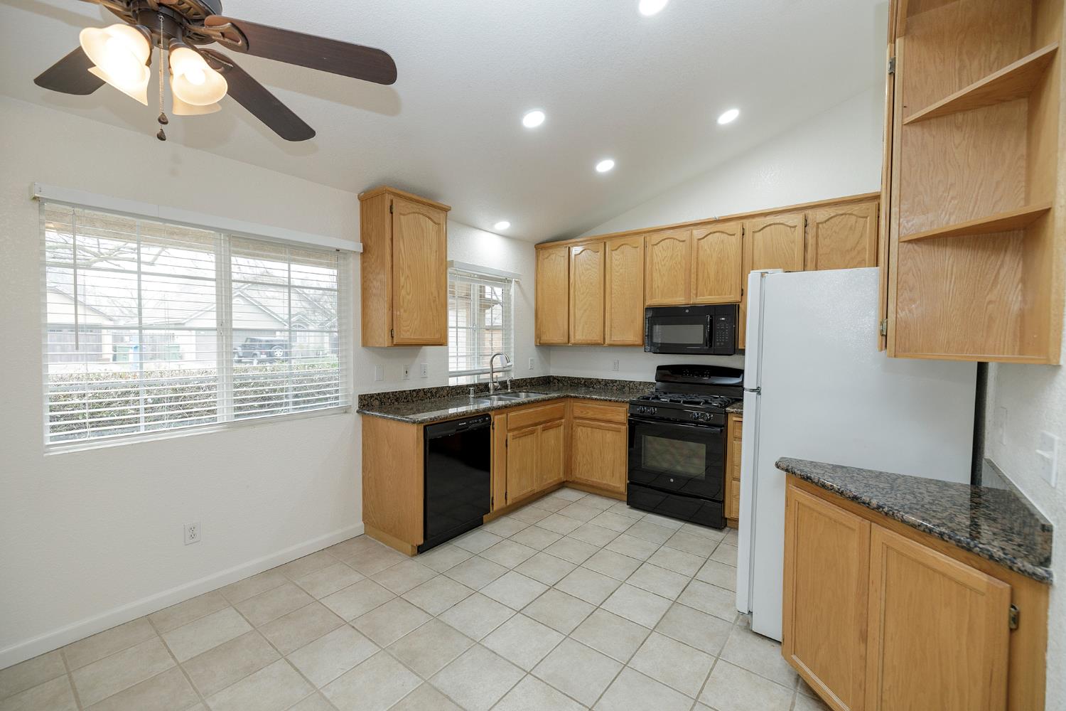 1007 Kirksey Drive Turlock, CA 95382 - Photo 15 of 40