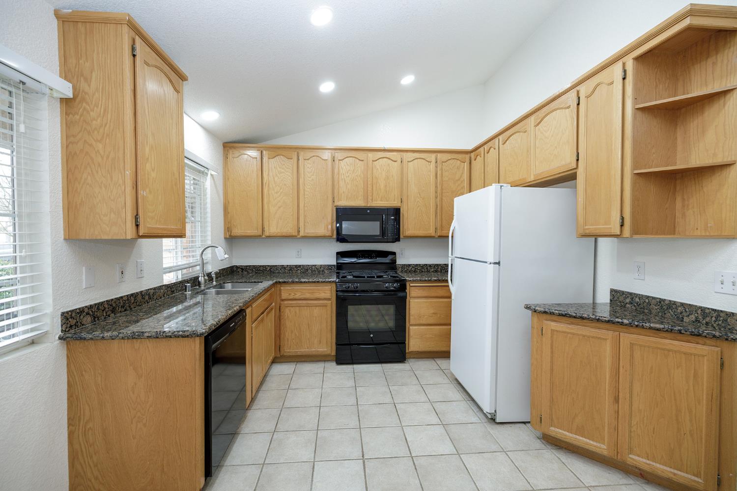 1007 Kirksey Drive Turlock, CA 95382 - Photo 16 of 40