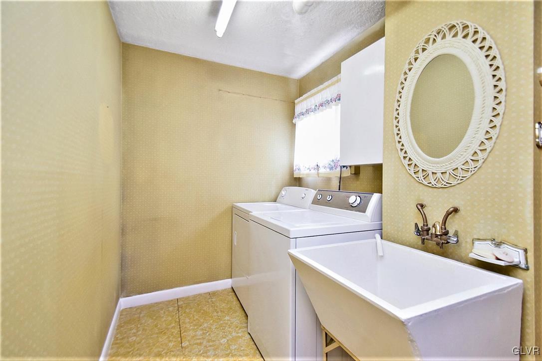 2051 Hopewell Road Bethlehem, PA 18017 - Photo 21 of 41 Gallery Image 21