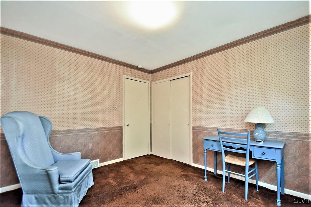 2051 Hopewell Road Bethlehem, PA 18017 - Photo 27 of 41 Gallery Image 27