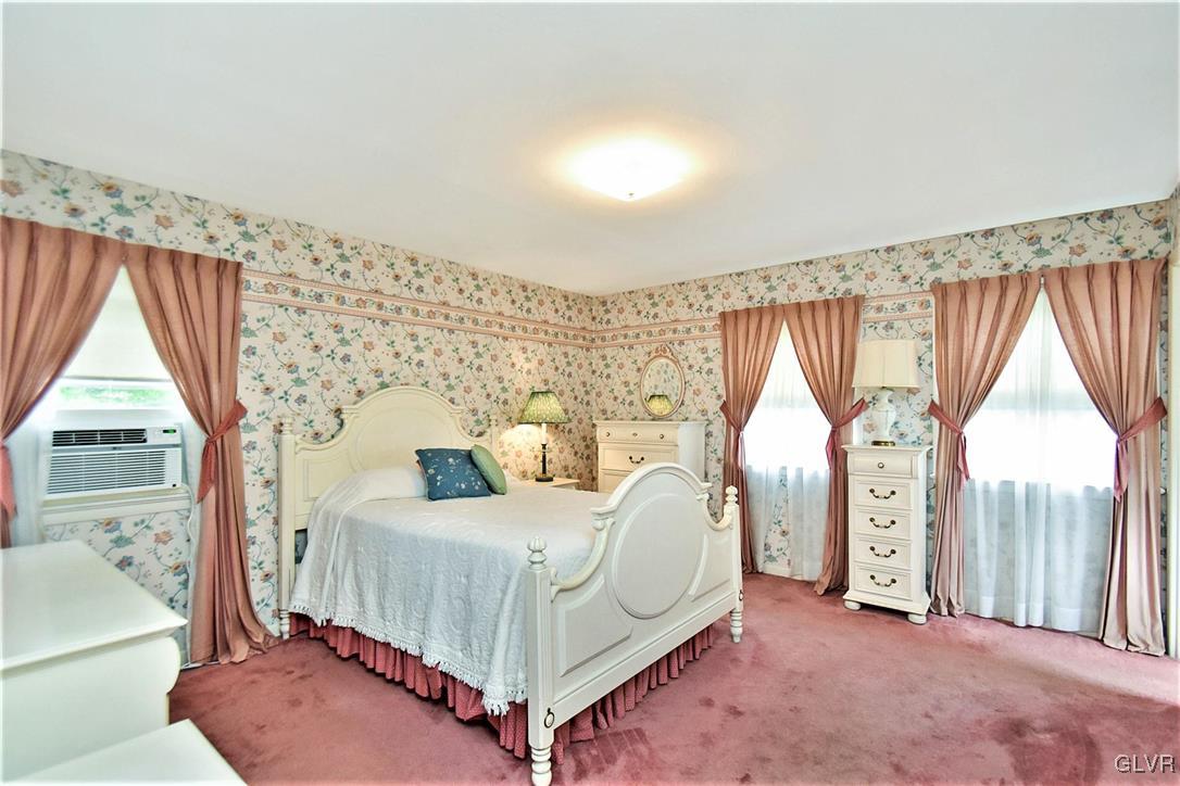 2051 Hopewell Road Bethlehem, PA 18017 - Photo 30 of 41 Gallery Image 30